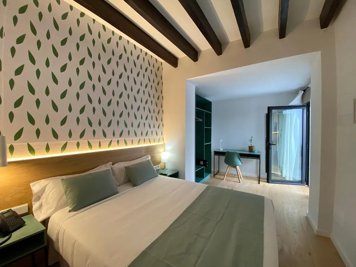 Alaro Natura Rural Suites Hotel